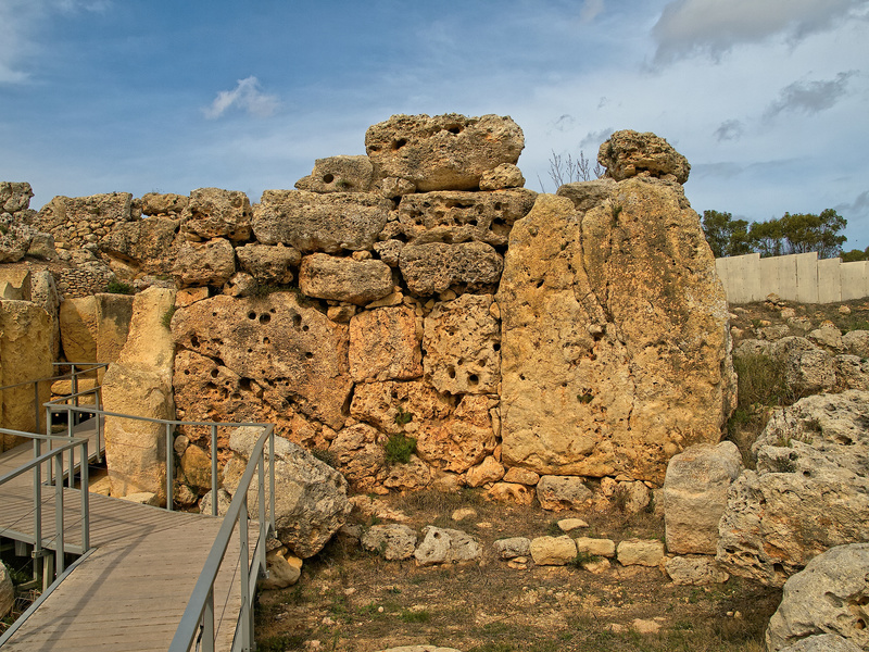 Megalithic Temple,
        Ġgantija